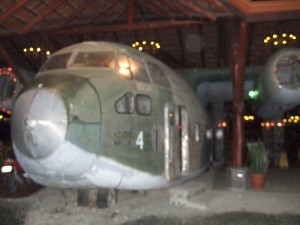 Das Flugzeugrestaurant \"El avion\" in Manuel Antonio